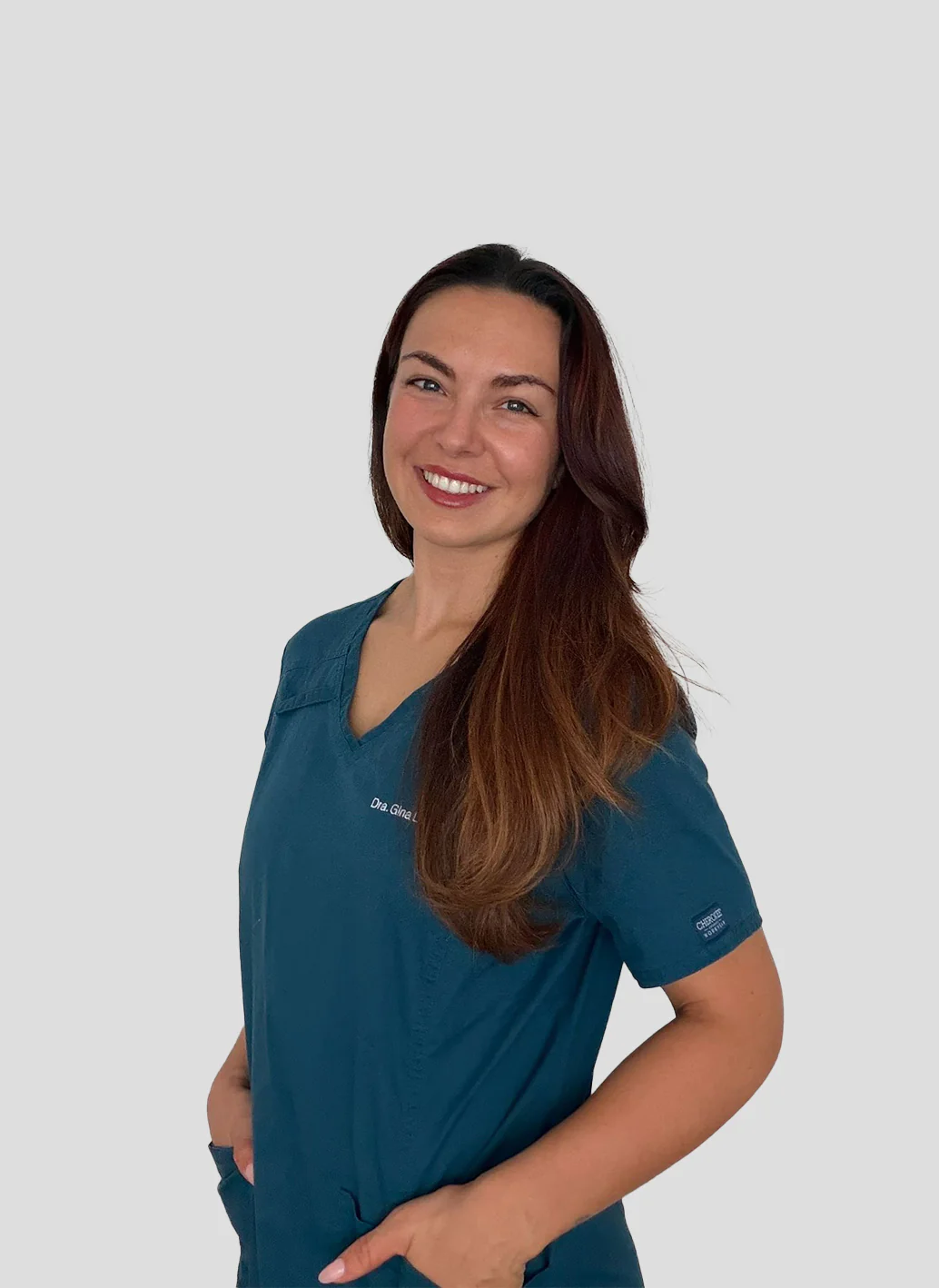 Retrato de Dra. Gina Lloret — Implantología y Cirugía oral